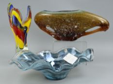 A LARGE MURANO FREE FORM TABLE CENTRE BOWL BY TAMMARO, with an undulating body in clear glass with