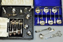 A MIXED LOT OF SILVER PLATED WARE, to include two condiment sets, two cased sets of spoons, etc
