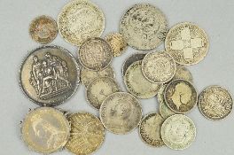 A MIXED LOT OF SILVER COINS