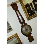 A GEORGIAN WALNUT BANJO BAROMETER