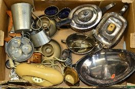 A MIXED LOT, to include a hammered pewter teapot, sugar bowl, dish and napkin rings, a silver plated