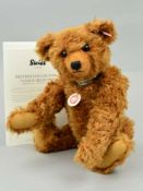 A BOXED LIMITED EDITION STEIFF 'BRITISH COLLECTORS TEDDY BEAR 2009' No 442/3000, No 663246,