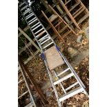 AN ALUMINIUM EXTENSION LADDER, (3.5m closed) and a set of steps