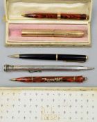 A SELECTION OF PENS AND PENCILS, to include an Eversharp fountain pen with 14k nib and engine turned