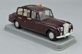 A BOXED TRI-ANG SPOT-ON ROYAL ROLLS-ROYCE PHANTOM V, No.260, missing one flag from roof, but