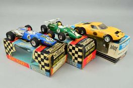 A BOXED SCALEXTRIC LOTUS INDIANAPOLIS GP CAR, No.C8, British racing green with racing number 7, a