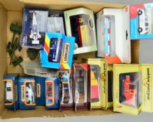 A QUANTITY OF BOXED AND UNBOXED DIECAST VEHICLES, to include 3 x boxed Pauls Art/Minichamps 1/43