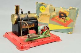 A MAMOD LIVE STEAM ENGINE, No.SE1, not tested but appears largely complete, with burner and