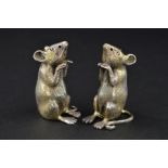 A PAIR OF ELIZABETH II NOVELTY SILVER MICE PEPPERETTES, stamped 925 to underside of feet, height