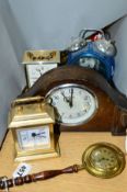 FIVE VARIOUS CLOCKS/TIMEPIECES, to include novelty shaped warming pan clock (5)