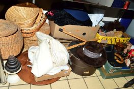 A QUANTITY OF SUNDRY ITEMS, to include teddy bears, hats, wicker baskets, child's vintage