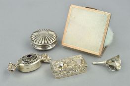 FIVE ITEMS, to include a silver square compact, the engine turned detail and gold coloured edging,