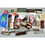 A SELECTION OF JEWELLERY AND ITEMS, to include a carving set within a carved wood fitted case, three