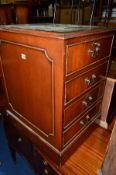 A MODERN MAHOGANY TWO DRAWER FILING CABINET, with green leather top (sd) (key)