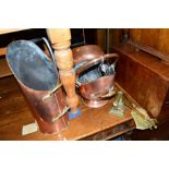 A QUANTITY OF BRASS AND COPPER FIRE PLACE MISCELLANEOUS, to include a log bucket, another bucket,