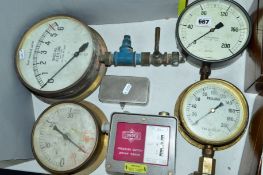 A COLLECTION OF ASSORTED PRESSURE GAUGES, to include Budenberg Broadheath, Manchester, a Londex