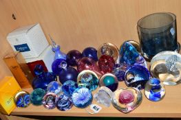 A GROUP OF GLASSWARES AND PERFUMES, to include paperweights (Caithness, Mats Jonasson etc), Wedgwood
