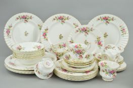 ROYAL ALBERT 'MOSS ROSE' TEA/DINNER WARES (SECONDS), to include six 26cm plates, six 21.5cm