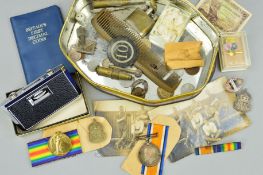 A TIN OF MILITARIA, etc, including WWI medals, name for '542 PTE. H> ROBERTS> HUNTS CYC BN', (BWM