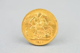 A FULL GOLD SOVEREIGN, George V 1911