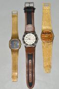 THREE GENTLEMANS WRISTWATCHES, to include a gold plated Raymond Weil wristwatch with herringbone