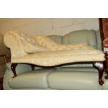 A MODERN CREAM UPHOLSTERED CHAISE LONGUE on cabriole legs