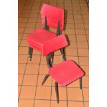 A SET OF FOUR SECOND HALF 20TH CENTURY PEL FORME SERIES CHILDRENS STACKING CHAIRS, red plastic seats