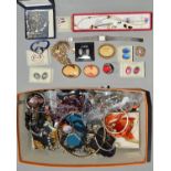 A SELECTION OF MAINLY COSTUME JEWELLERY to include a cultured pearl necklace, a silver locket,