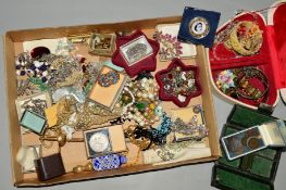 A SELECTION OF MAINLY COSTUME JEWELLERY, to include many mid 20th century necklaces, brooches and