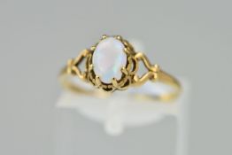 A LATE 20TH CENTURY SINGLE STONE OPAL RING, ring size M, hallmarked 9ct gold, approximate gross