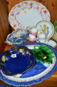 VARIOUS CERAMICS, to include Grimwades lustre bowl, Booths 'Real Olde Willow' meat platter,