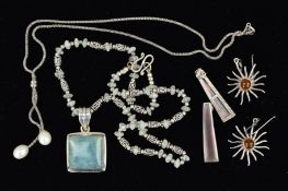 A SELECTION OF SILVER AND WHITE METAL GEM JEWELLERY to include a cultured pearl drop necklace, a