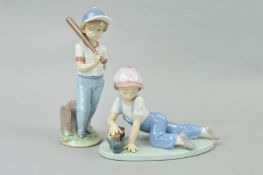 TWO LLADRO COLLECTORS SOCIETY FIGURES, 'I Can Play' No 7610, 1990 (boxed) and 'All Aboard' No