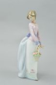 A BOXED LLADRO COLLECTORS SOCIETY FIGURE, 'Basket of Love' No 7622, 1994