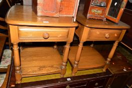 A PAIR OF ERCOL ASH BEDSIDE CABINETS with single drawers