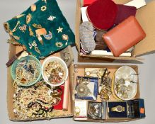 A QUANTITY OF COSTUME JEWELLERY, WATCHES, JEWELLERY BOXES, etc to include rings, brooches,