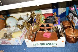 FOUR BOXES AND LOOSE ITEMS to include a silver vanity brush and comb, various oil lamp reservoirs