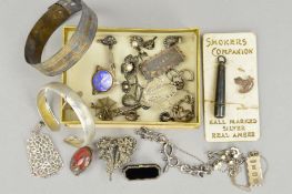 A SELECTION OF SILVER AND WHITE METAL JEWELLERY to include a late Victorian silver Mizpah brooch,
