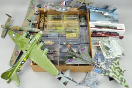 A QUANTITY OF BOXED AND UNBOXED ATLAS EDITIONS MILITARY COLLECTION, CORGI COLLECTION AND OTHER