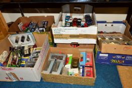A QUANTITY OF BOXED AND UNBOXED ASSORTED DIECAST VEHICLES, to include Matchbox Dinky Collection,