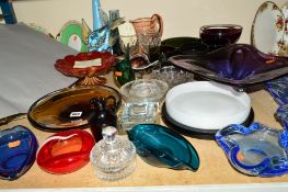 A GROUP OF STUDIO ART GLASS etc to include a Salvador Dali for Rosso Antica blue glass rose vase