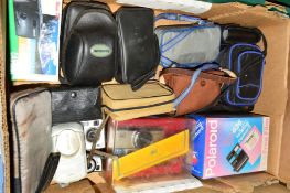 A BOX OF VINTAGE 35MM COMPACT CAMERAS ETC, to include Kodak, Olympus, Samsung etc
