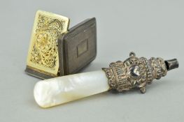 AN EARLY VICTORIAN SILVER VINAIGRETTE AND AN EARLY 20TH CENTURY RATTLE, the vinaigrette of