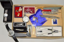 A SELECTION OF PENS, CUFFLINKS etc, to include five Parker pens, a Sheaffer pen, four pairs of