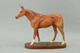 A BESWICK CONNOISSEUR HORSE, 'Grundy' Racehorse of the Year 1975, No 2558, on wooden plinth
