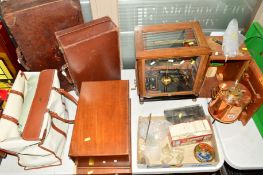 VARIOUS SUNDRY ITEMS to include 'Seta' copper heater, with wooden case and loose thermometers, cased