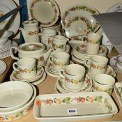 A QUANTITY OF WEDGWOOD 'QUINCE' TEA/DINNER WARES to include tea and coffee pots, plates and jugs etc