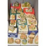 TWENTY ONE LILLIPUT LANE SCULPTURES FROM MIDLANDS COLLECTION, to include 'Peartree Cottage' (boxed),