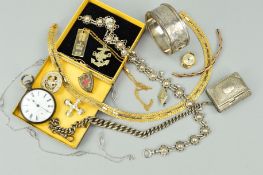A SELECTION OF JEWELLERY, etc, to include a hinged bangle with engraved foliate detail to the
