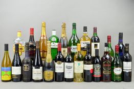 A COLLECTION OF TWENTY TWO BOTTLES OF WINE, SPIRITS AND LIQUEURS, to include red wine, champagne,